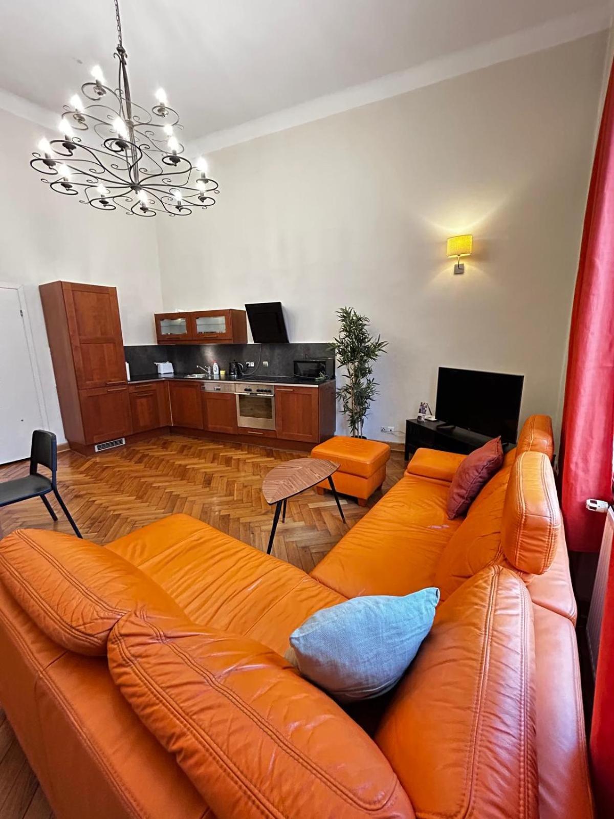 Golden Apartments With Lift - Old Town Cracovia Exterior foto